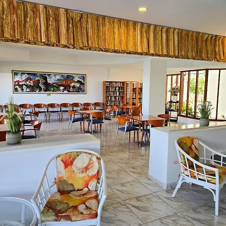 Apartman Atlantic View By Helloapartments *