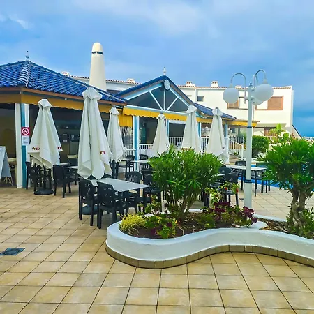 Atlantic View By Helloapartments * 아데제